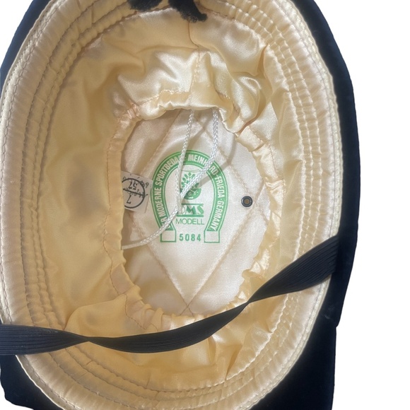 German‎ Germany DMS Model 5084 Black Velvet Riding hat size 7 or 57 20th c.